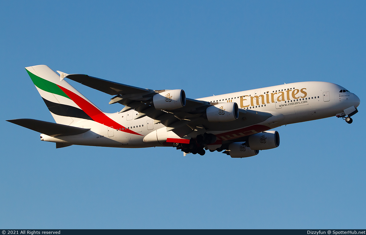 Photo of A6-EUB - Airbus A380-861 operated by Emirates
