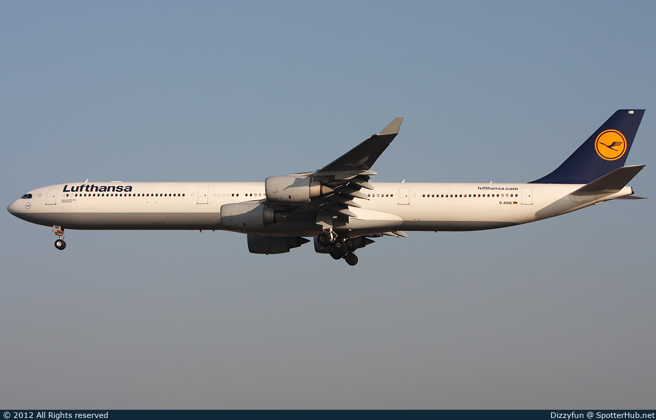 Photo of D-AIHB - Airbus A340-642 operated by Lufthansa