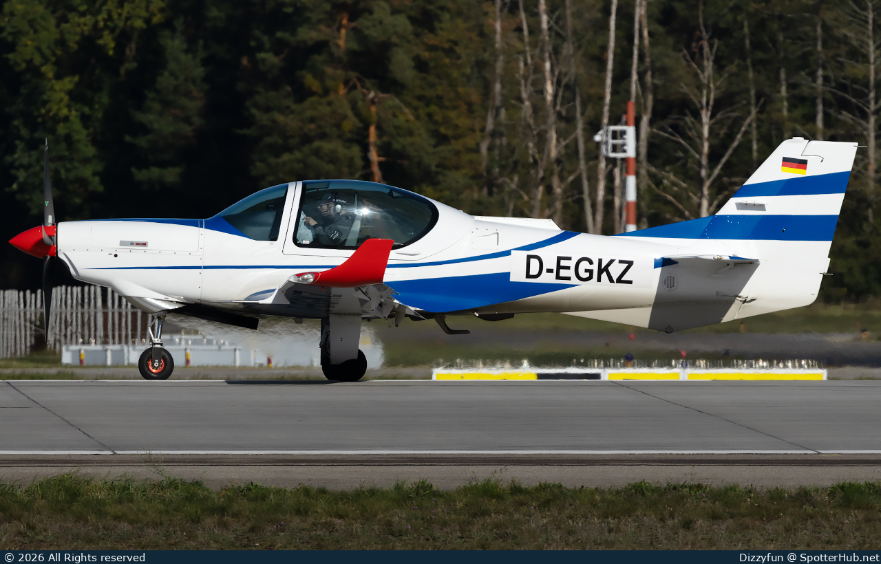 Photo of D-EGKZ - Grob G120TP operated by Grob Aircraft