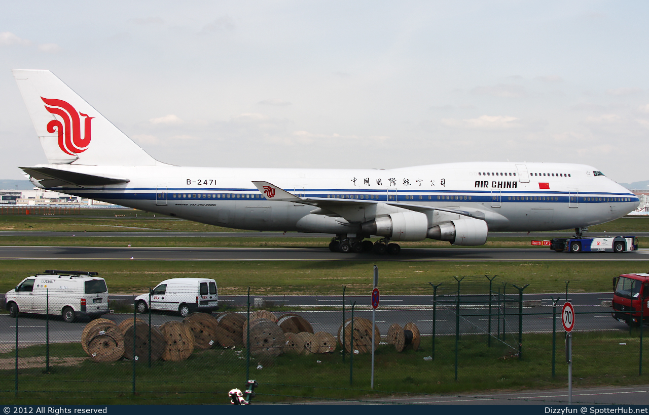 Photo of B-2471 - Boeing 747-4J6(M) operated by Air China
