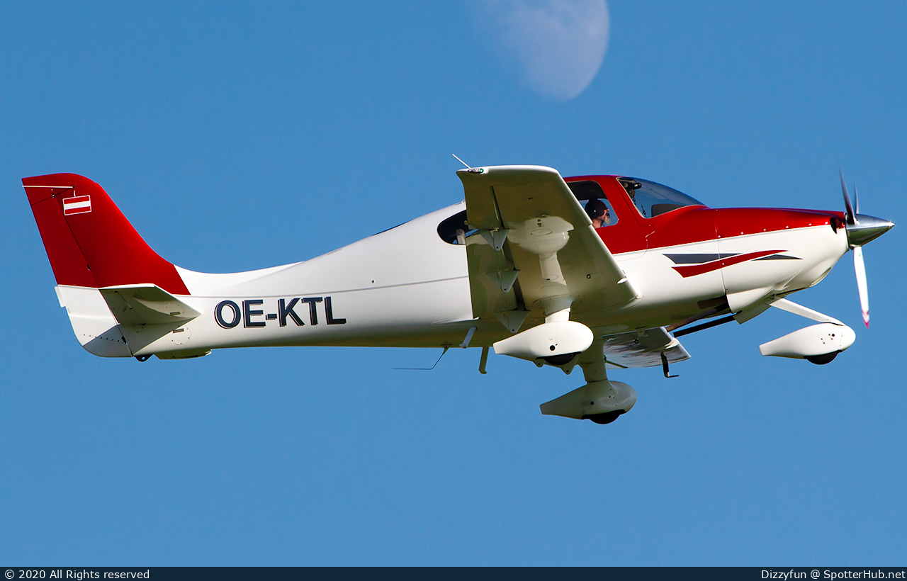 Photo of OE-KTL - Cirrus SR20 G1 operated by Private