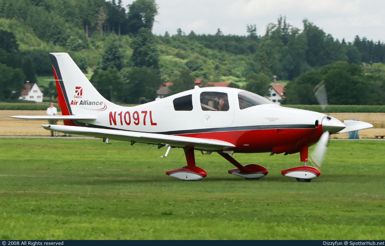 Photo of N1097L - Cessna 350 Corvalis operated by Air Alliance