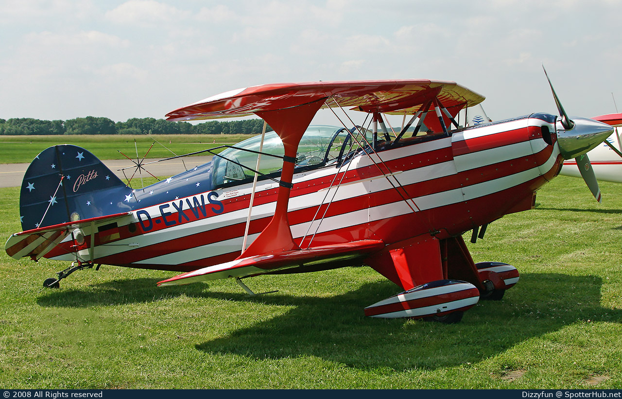 Photo of D-EXWS - Pitts S-2A Special operated by Private