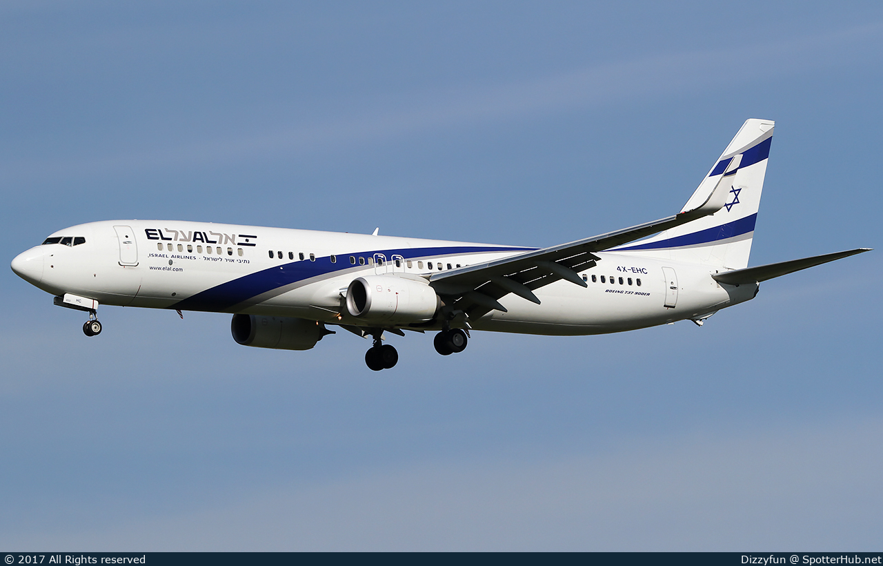 Photo of 4X-EHC - Boeing 737-958(ER) operated by El Al Israel Airlines