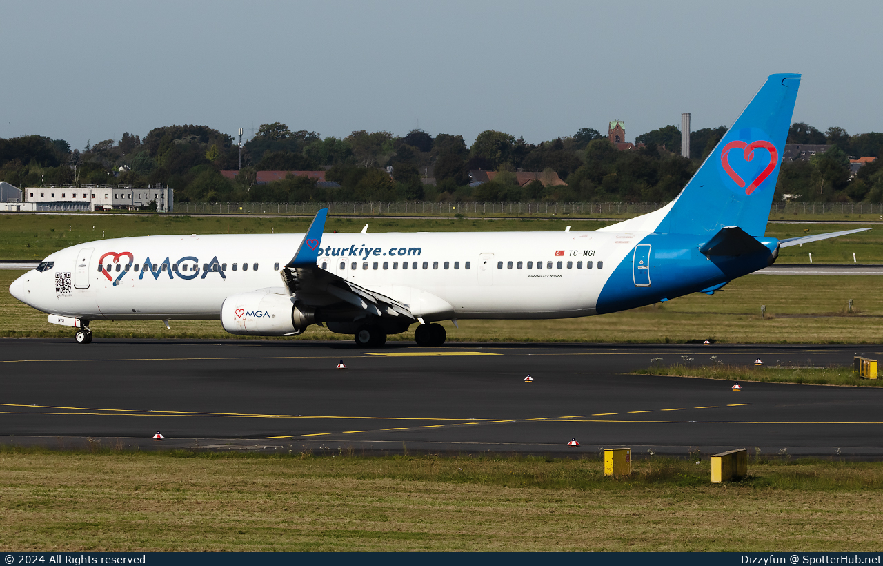 Photo of TC-MGI - Boeing 737-94X(ER) operated by Mavi Gök Airlines