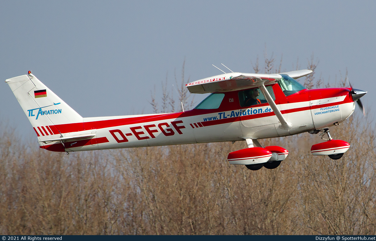 Photo of D-EFGF - Cessna 150M Commuter operated by TL Aviation