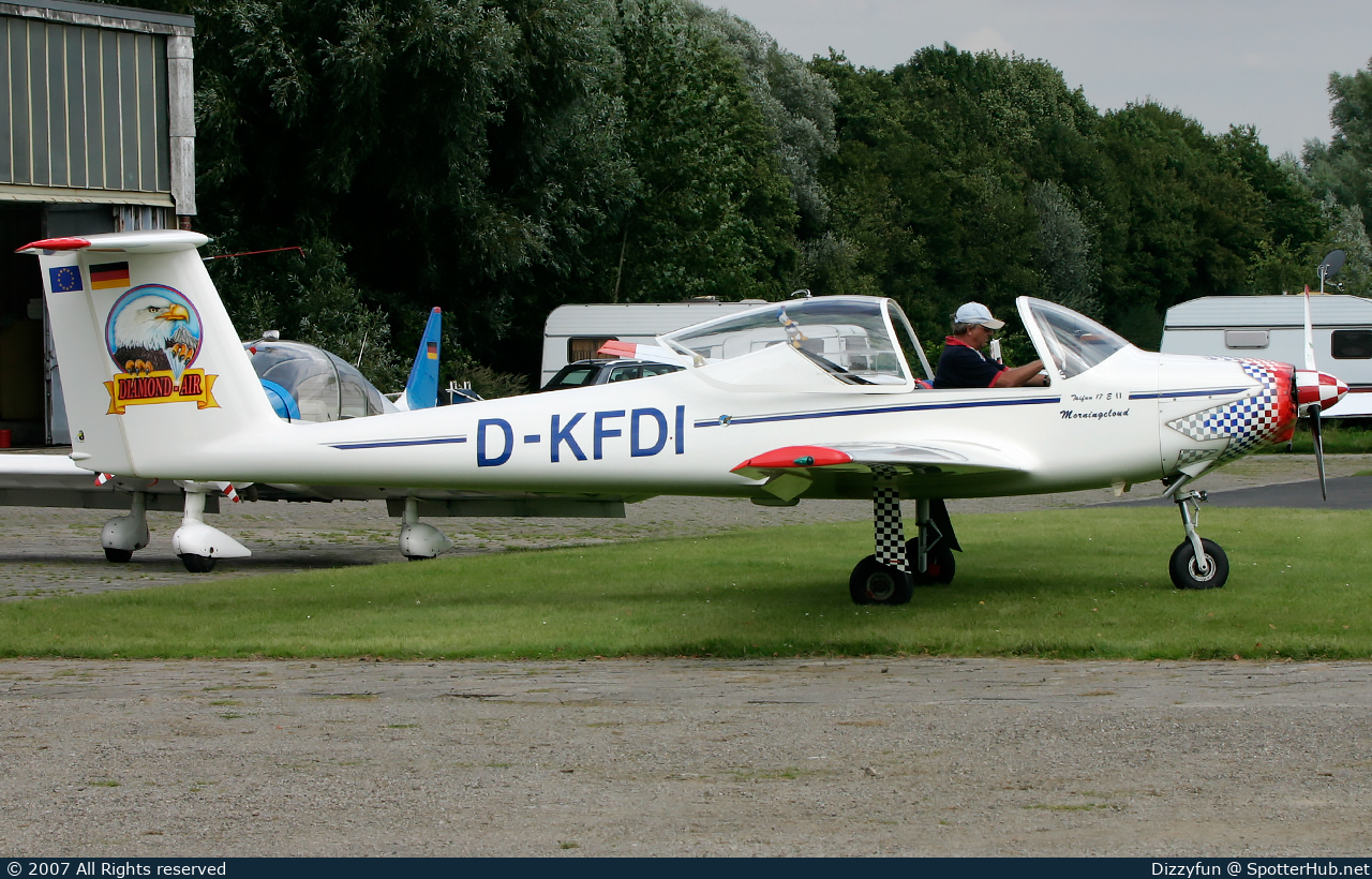 Photo of D-KFDI - Valentin Taifun 17E-II operated by Private