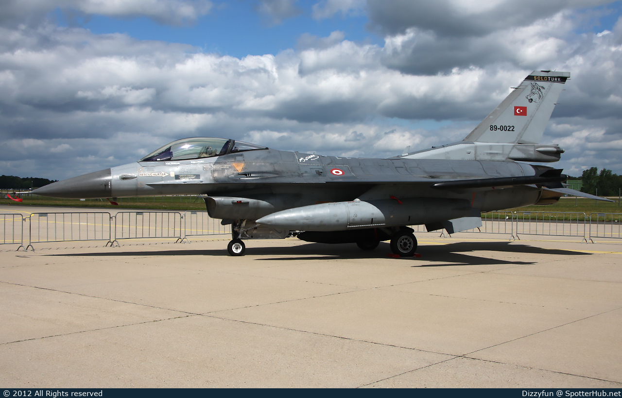 Photo of 89-0022 - General Dynamics F-16C Fighting Falcon operated by Turkish Air Force