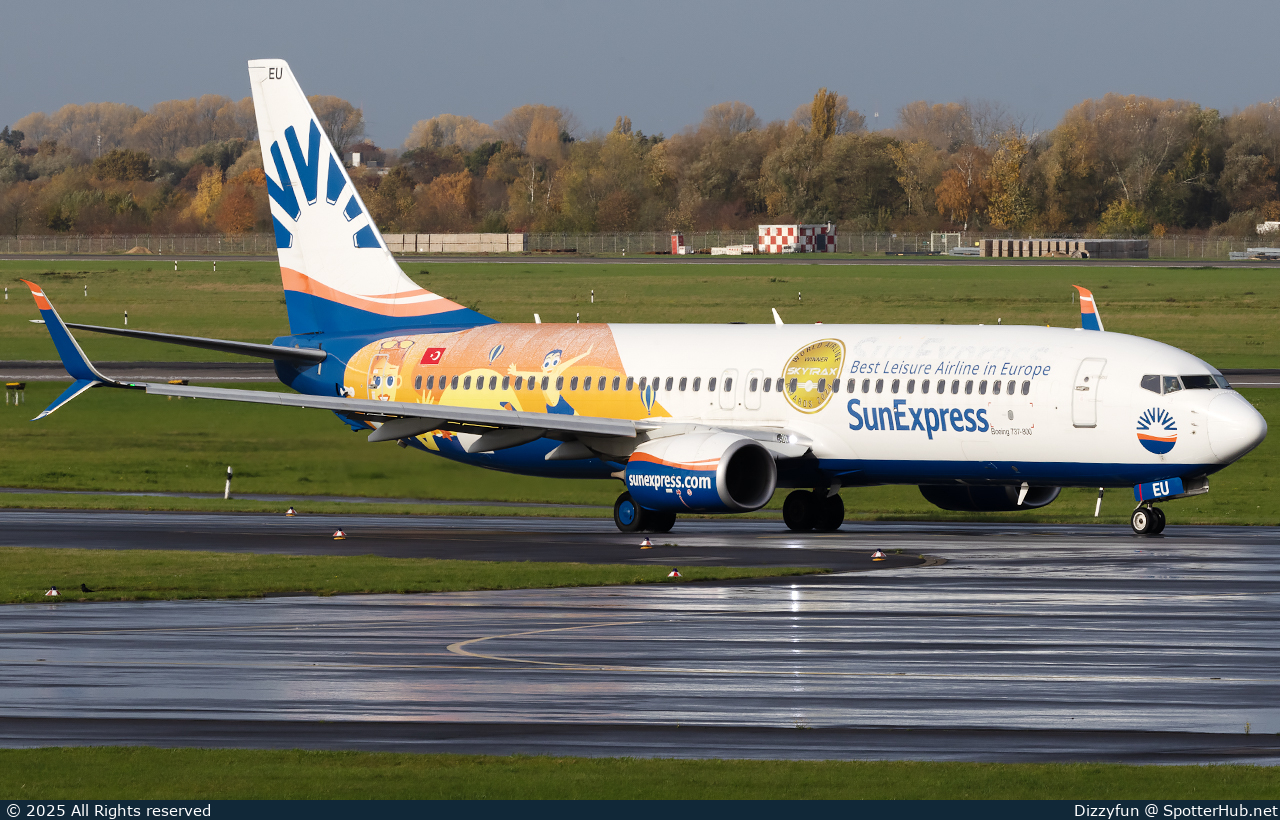 Photo of TC-SEU - Boeing 737-8HC operated by SunExpress