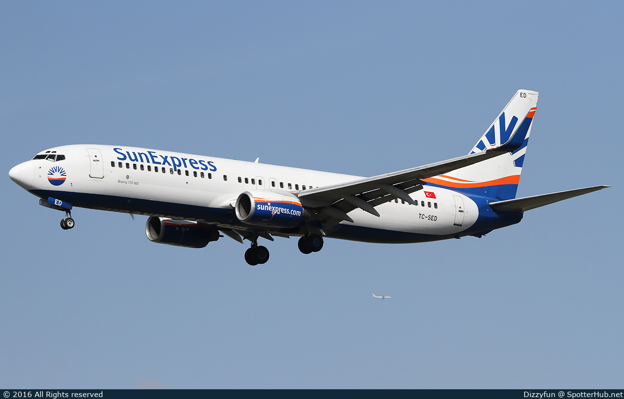 Photo of TC-SED - Boeing 737-8CX operated by SunExpress