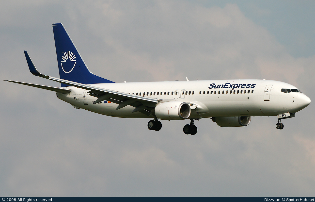 Photo of EC-JHV - Boeing 737-8FH operated by SunExpress (opb Futura International Airways)