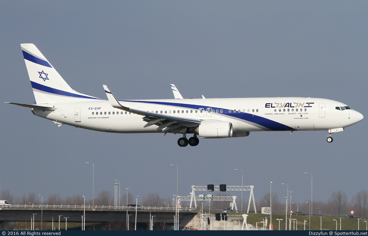 Photo of 4X-EHF - Boeing 737-958(ER) operated by El Al Israel Airlines