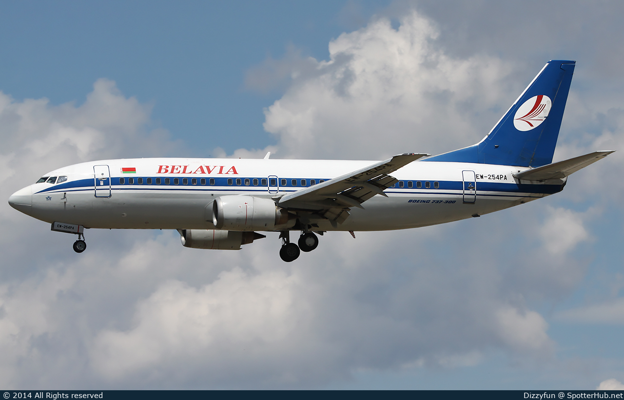 Photo of EW-254PA - Boeing 737-3Q8 operated by Belavia