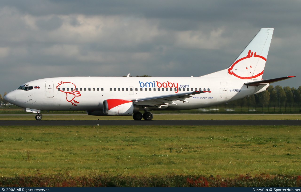 Photo of G-OGBD - Boeing 737-3L9 operated by bmibaby