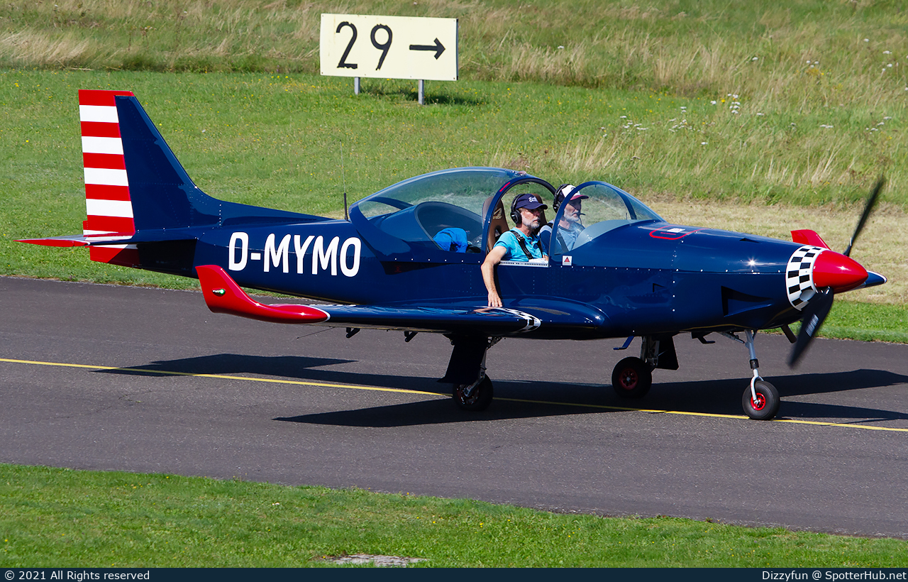 Photo of D-MYMO - Breezer Sport operated by Private