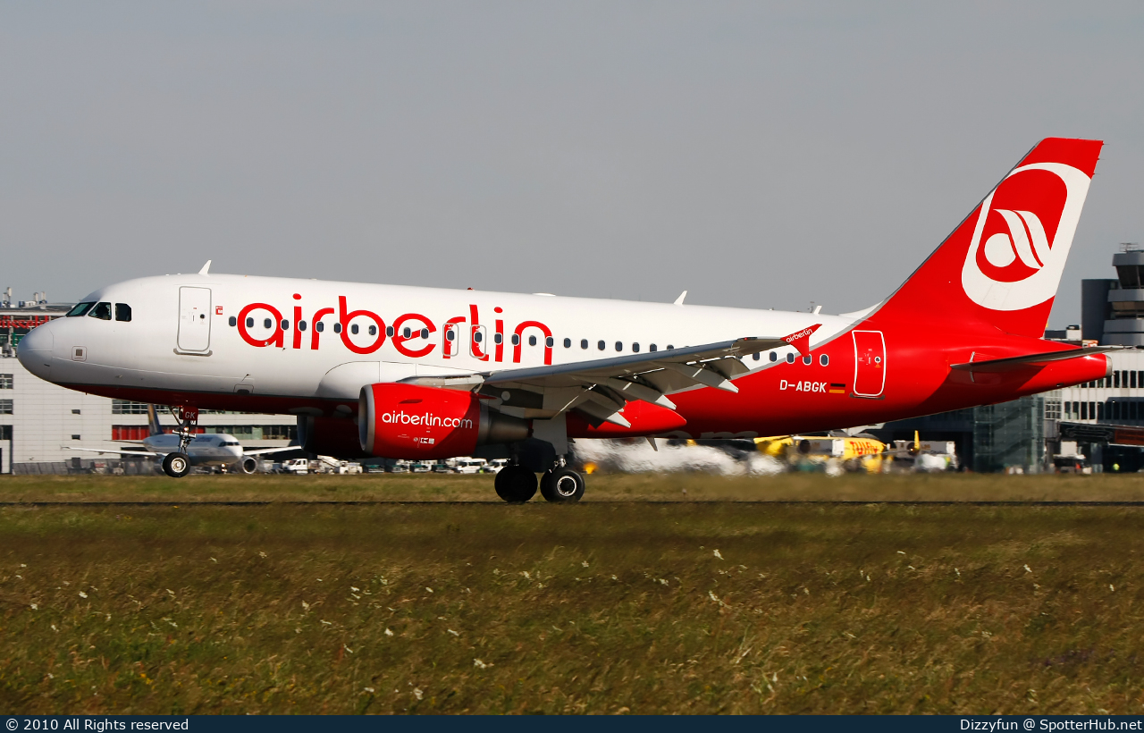 Photo of D-ABGK - Airbus A319-112 operated by Air Berlin