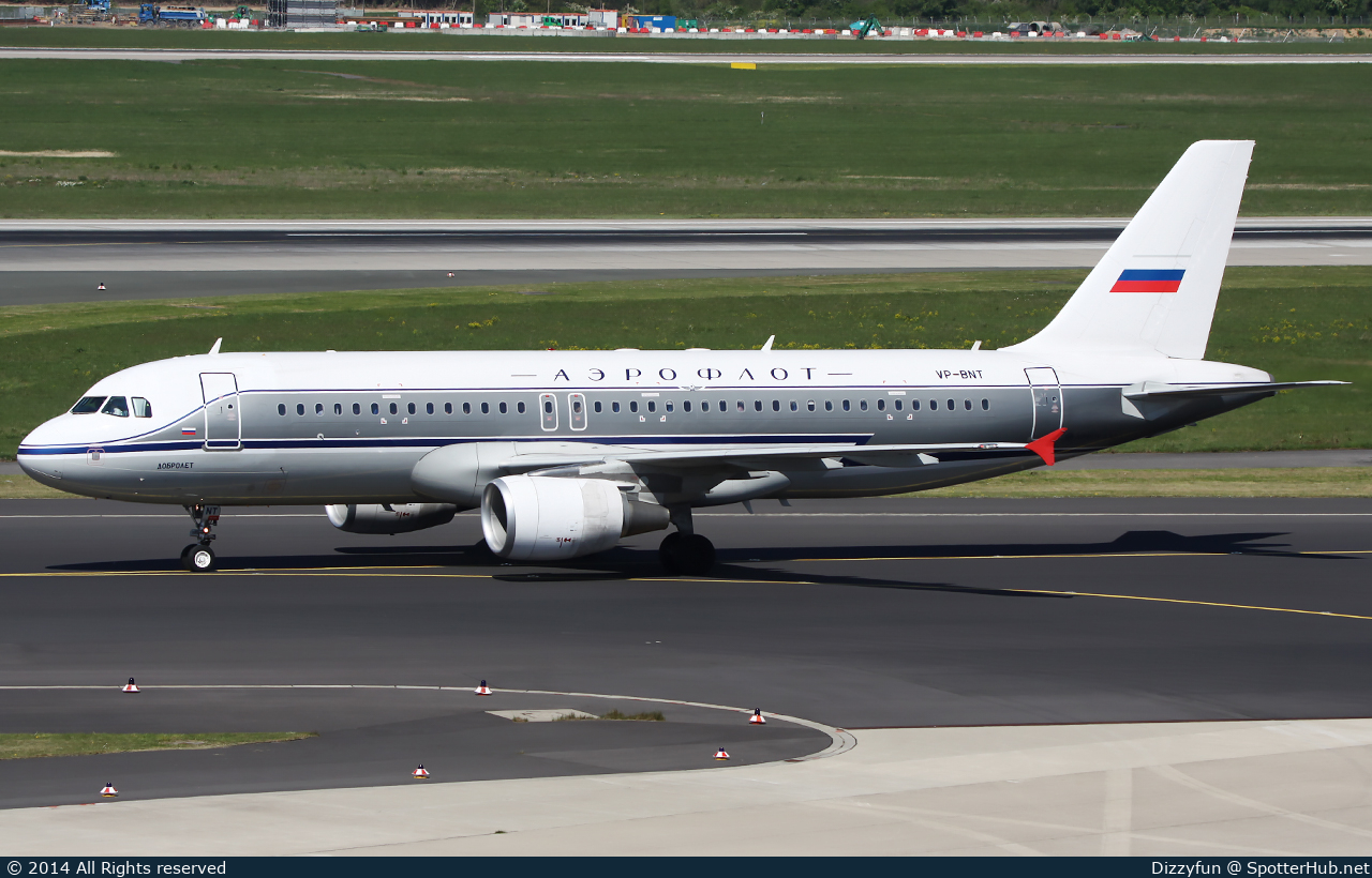 Photo of VP-BNT - Airbus A320-214 operated by Aeroflot