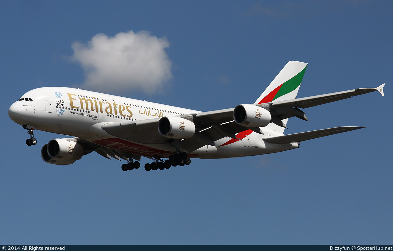 Photo of A6-EEI - Airbus A380-861 operated by Emirates