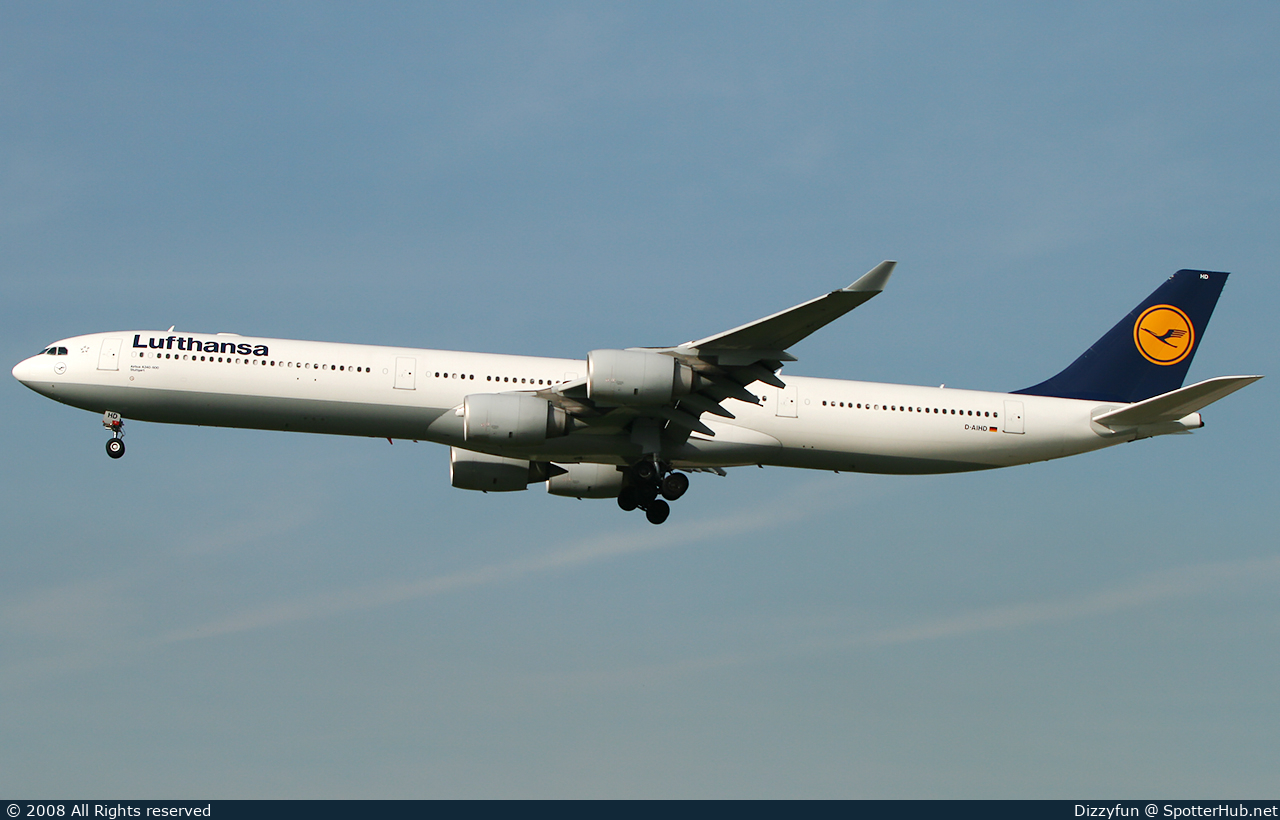 Photo of D-AIHD - Airbus A340-642 operated by Lufthansa