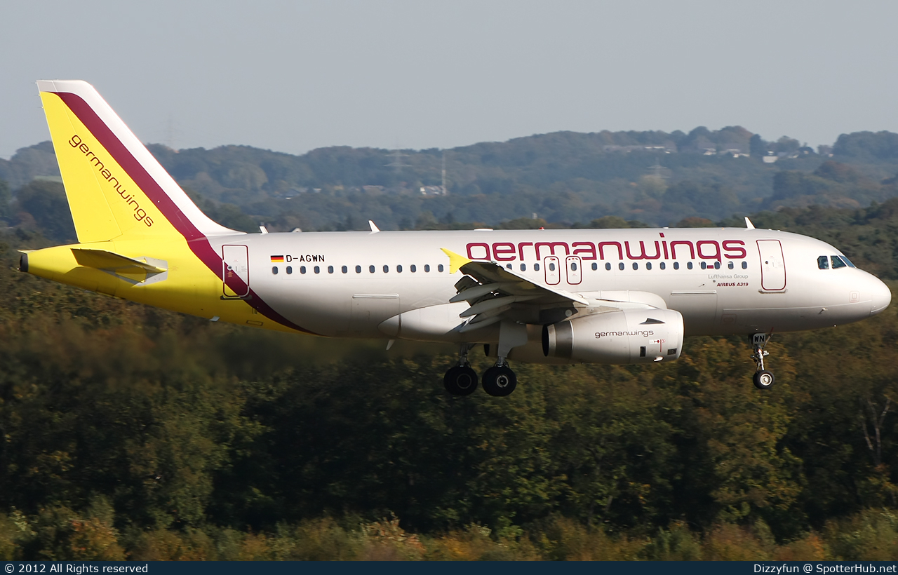 Photo of D-AGWN - Airbus A319-132 operated by Germanwings