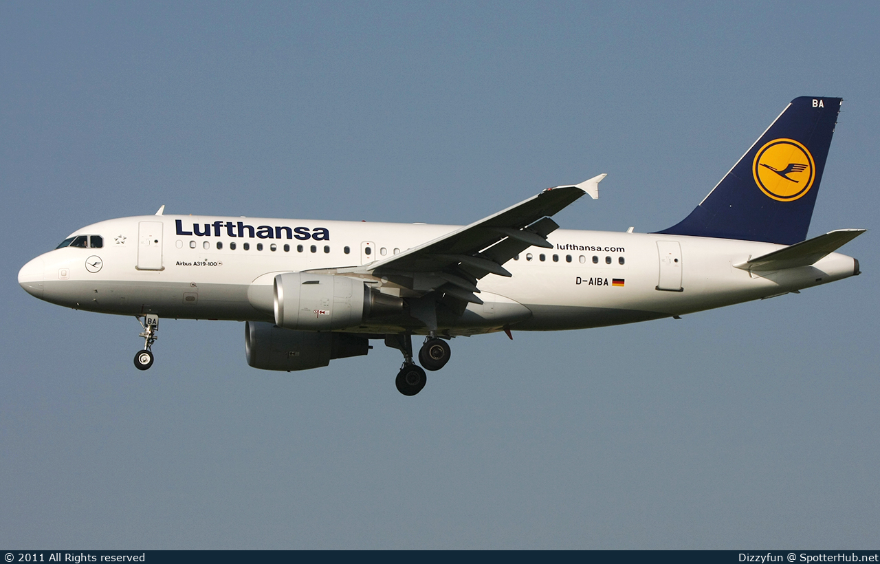 Photo of D-AIBA - Airbus A319-112 operated by Lufthansa