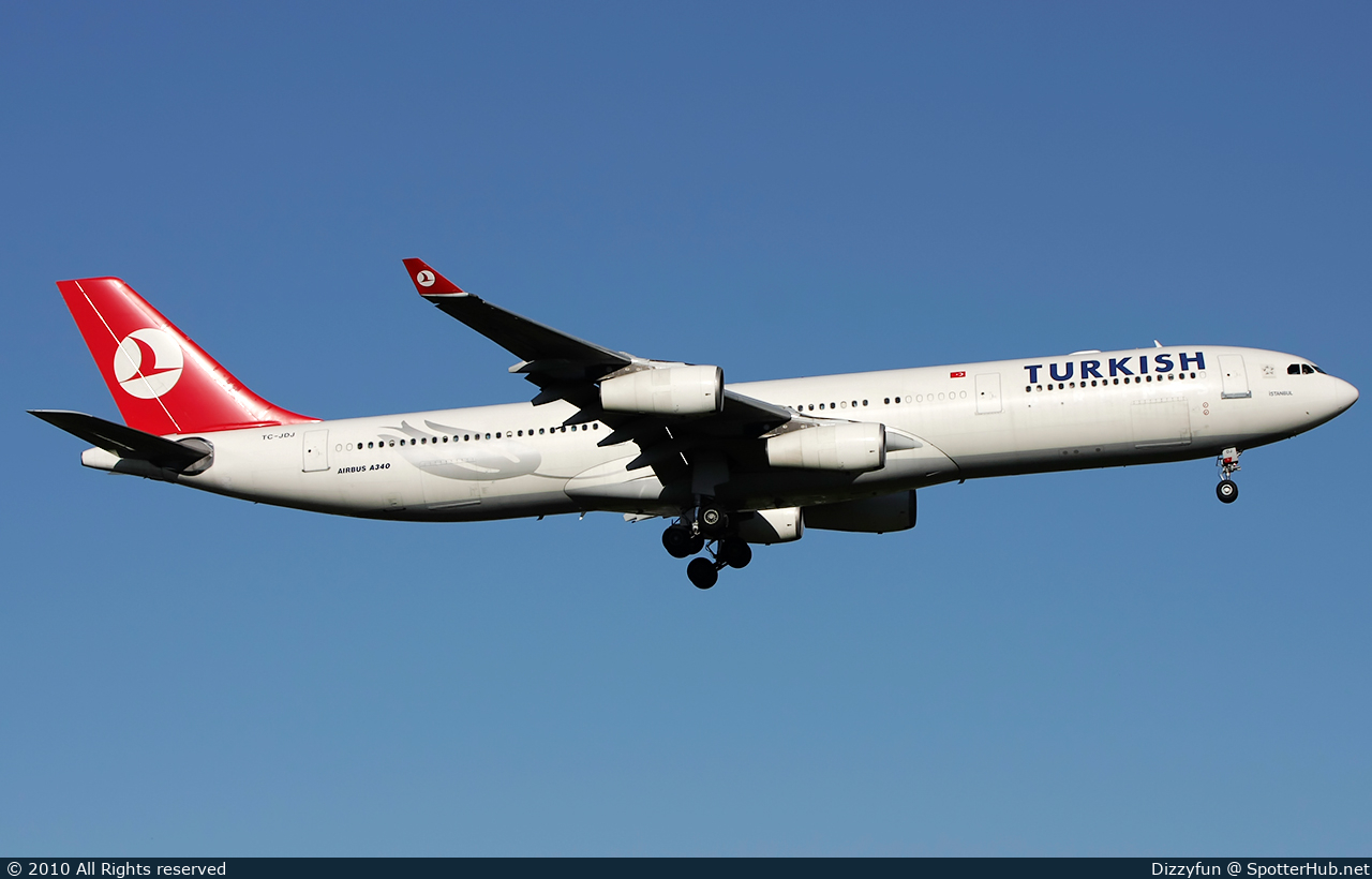 Photo of TC-JDJ - Airbus A340-311 operated by Turkish Airlines