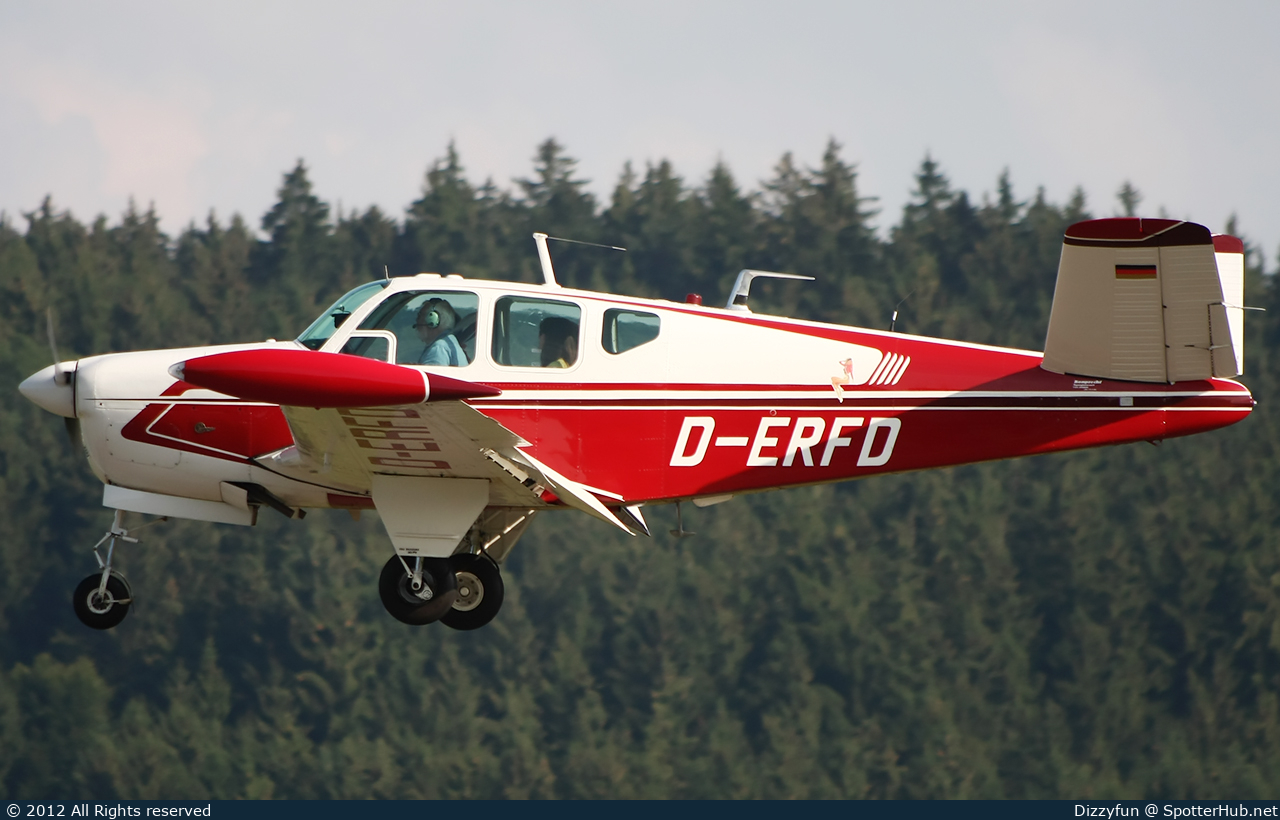 Photo of D-ERFD - Beechcraft G35 Bonanza operated by Private