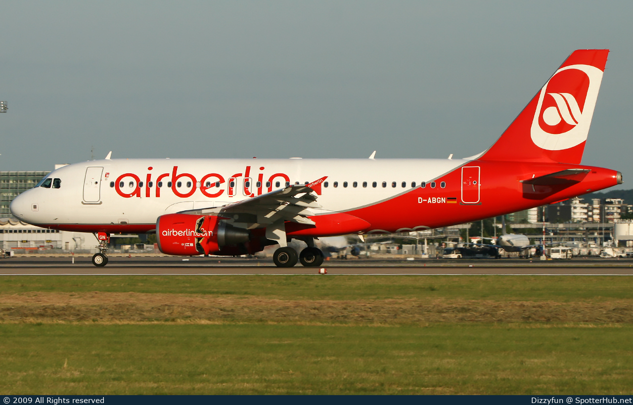 Photo of D-ABGN - Airbus A319-112 operated by Air Berlin
