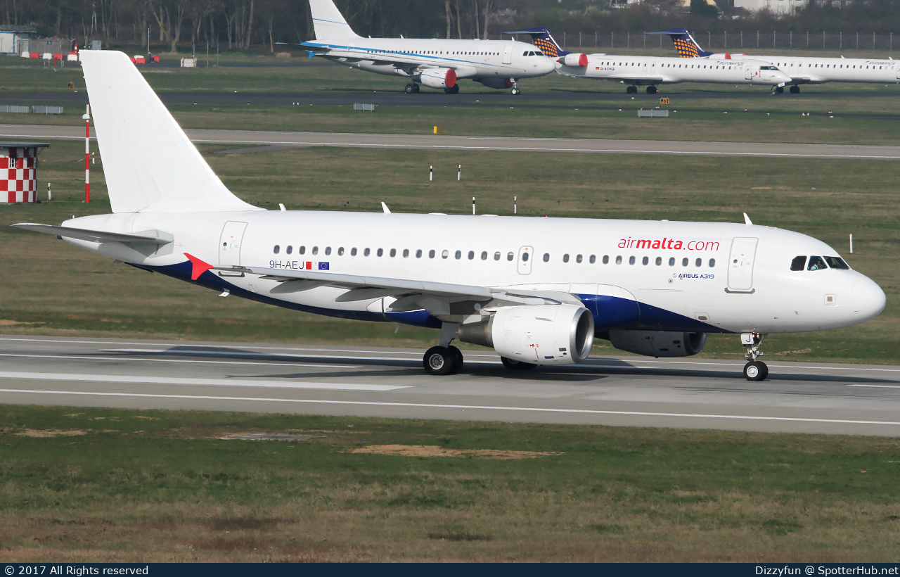 Photo of 9H-AEJ - Airbus A319-112 operated by Air Malta