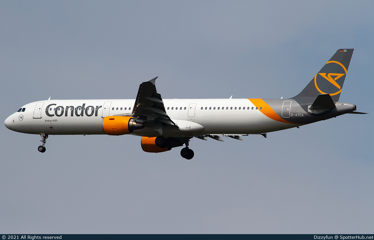 Photo of D-ATCA - Airbus A321-211 operated by Condor