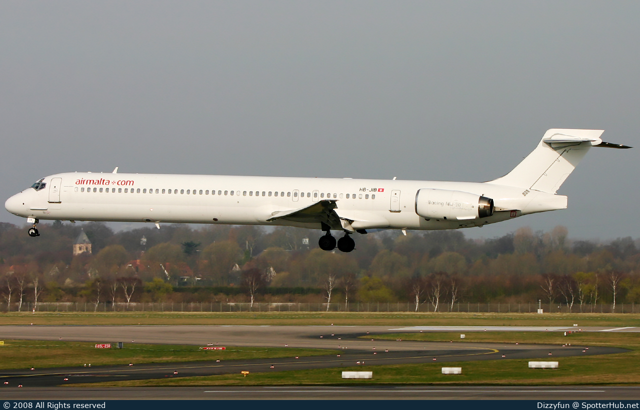Photo of HB-JIB - McDonnell Douglas MD-90 operated by Air Malta (opb Hello)