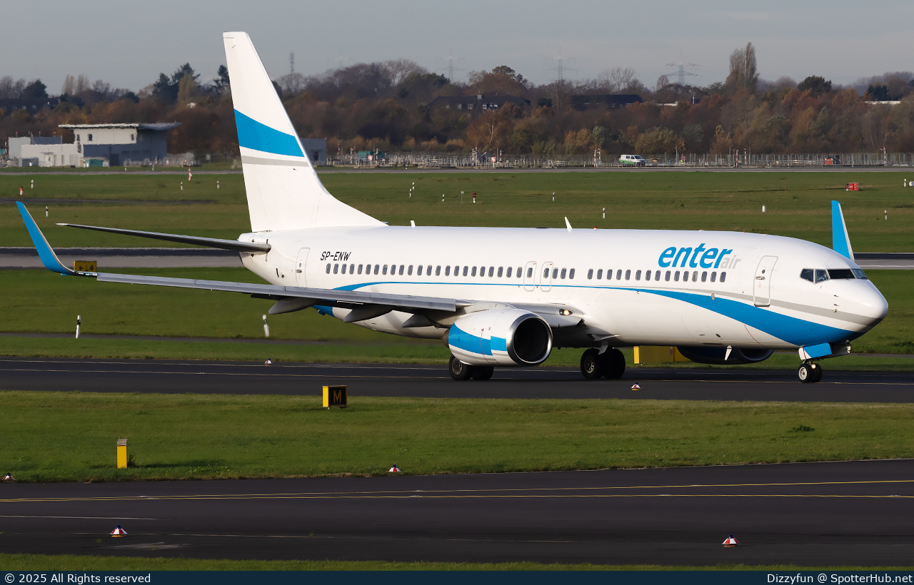 Photo of SP-ENW - Boeing 737-86J operated by Enter Air