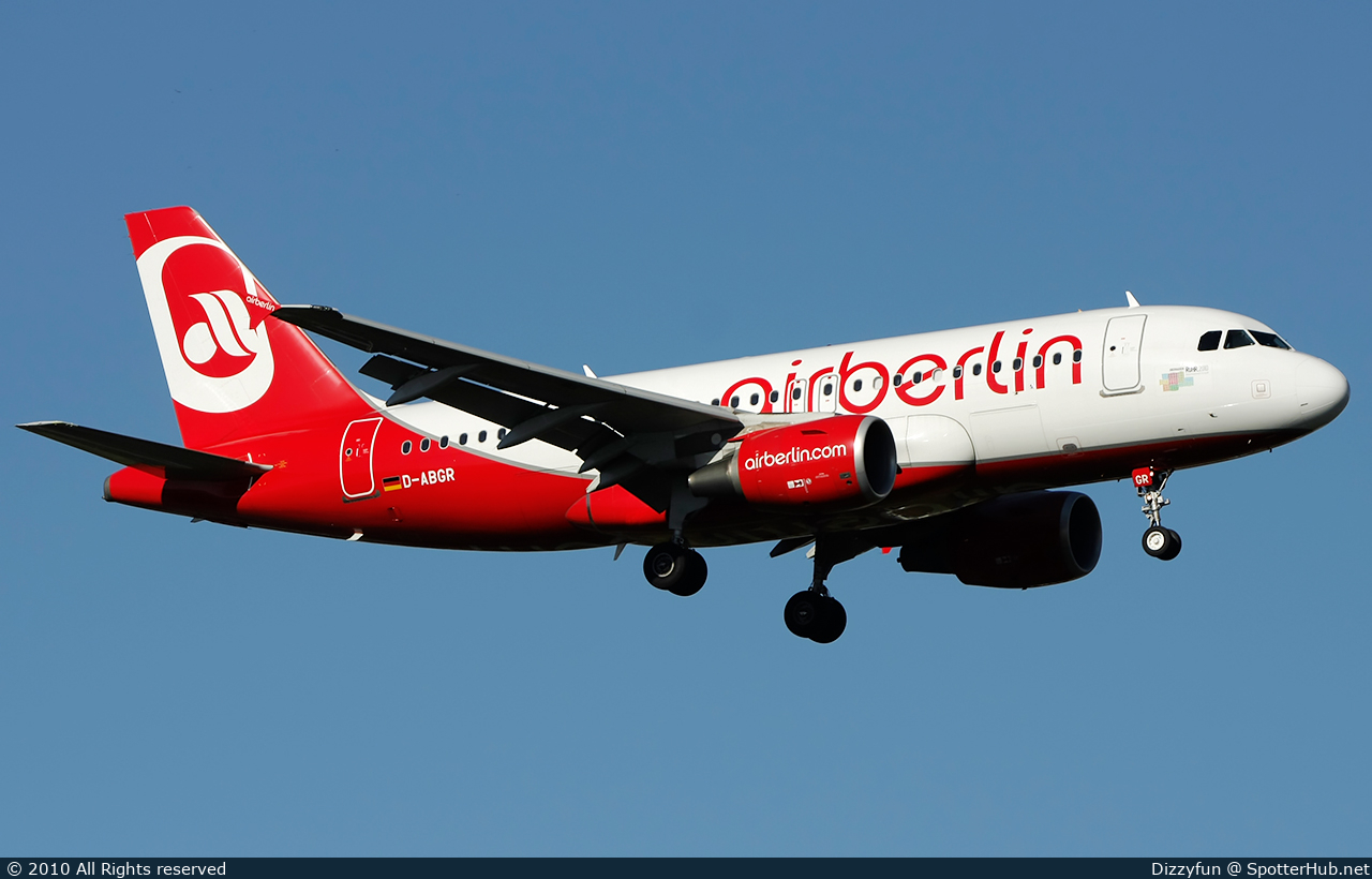 Photo of D-ABGR - Airbus A319-112 operated by Air Berlin