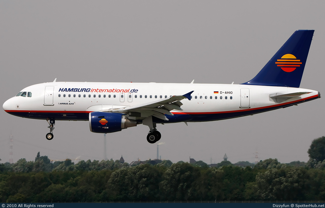 Photo of D-AHIO - Airbus A319-112 operated by Hamburg International