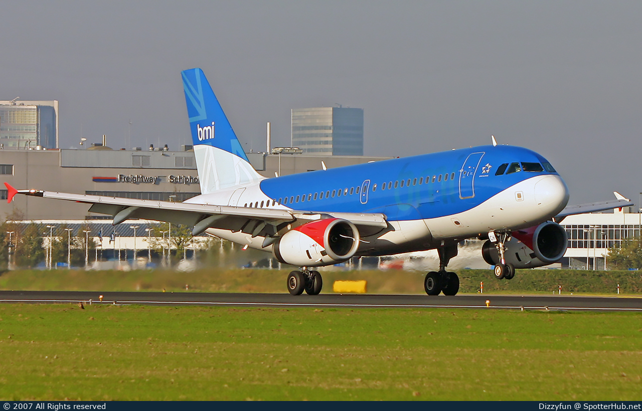 Photo of G-DBCH - Airbus A319-131 operated by bmi British Midland