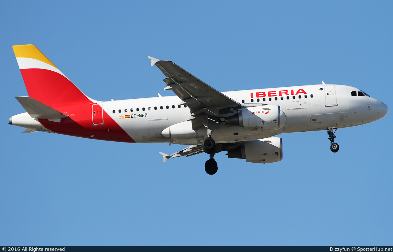 Photo of EC-MFP - Airbus A319-111 operated by Iberia