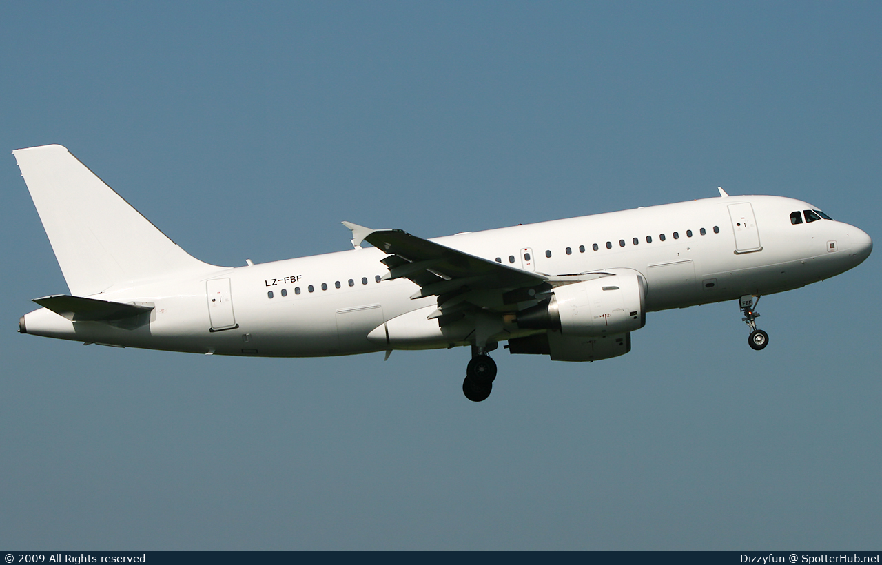 Photo of LZ-FBF - Airbus A319-111 operated by Bulgaria Air