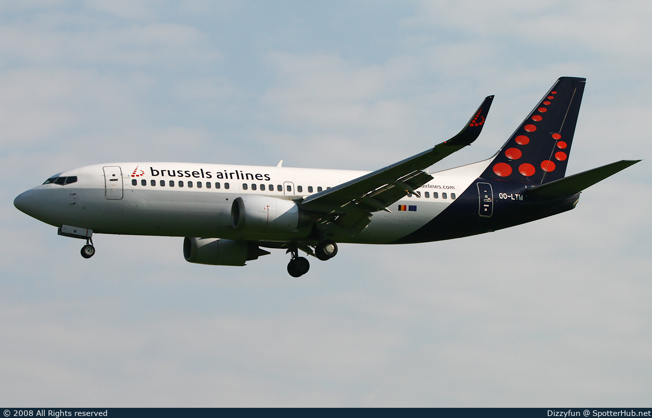 Photo of OO-LTM - Boeing 737-3M8 operated by Brussels Airlines