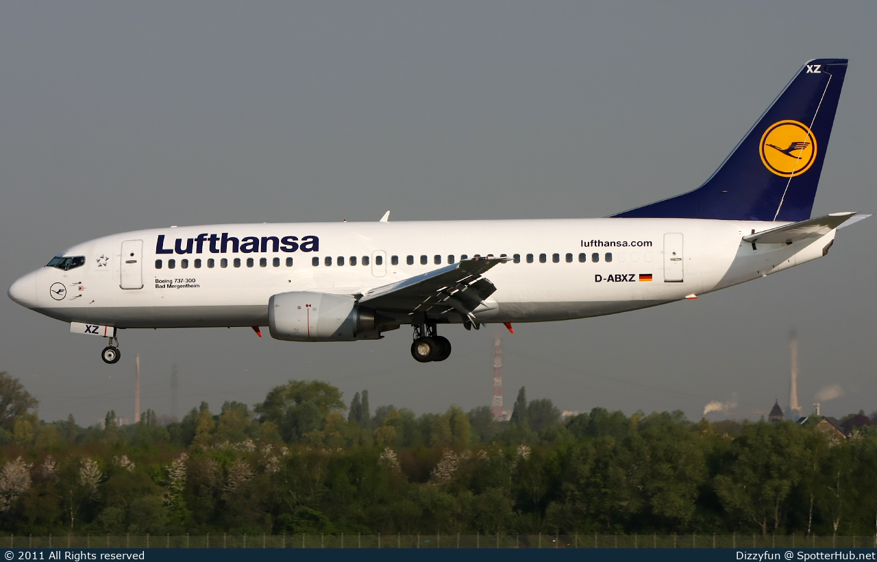 Photo of D-ABXZ - Boeing 737-330 operated by Lufthansa