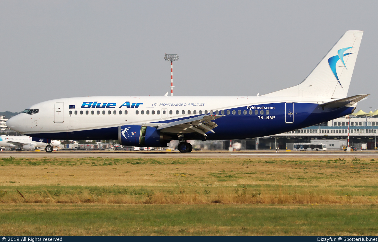 Photo of YR-BAP - Boeing 737-3Y0 operated by Blue Air