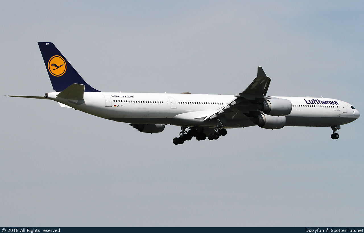 Photo of D-AIHV - Airbus A340-642 operated by Lufthansa