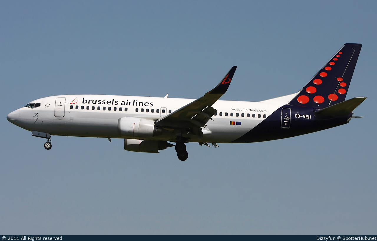 Photo of OO-VEH - Boeing 737-36N operated by Brussels Airlines