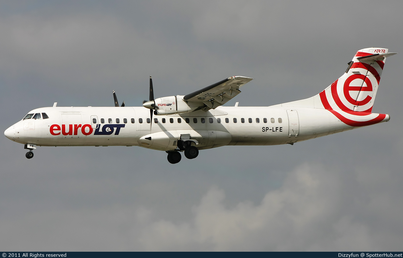 Photo of SP-LFE - ATR 72-202 operated by euroLOT