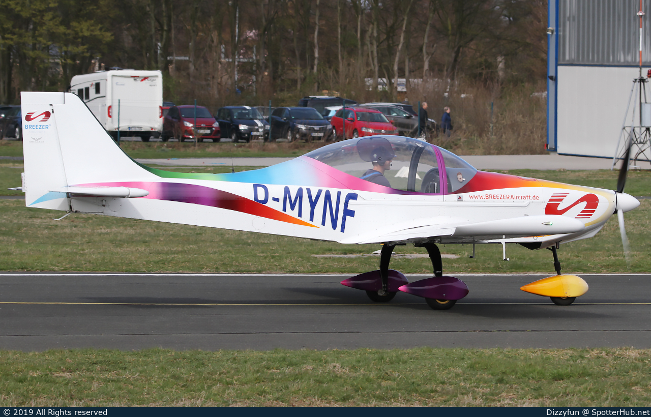 Photo of D-MYNF - Breezer B600 operated by Private