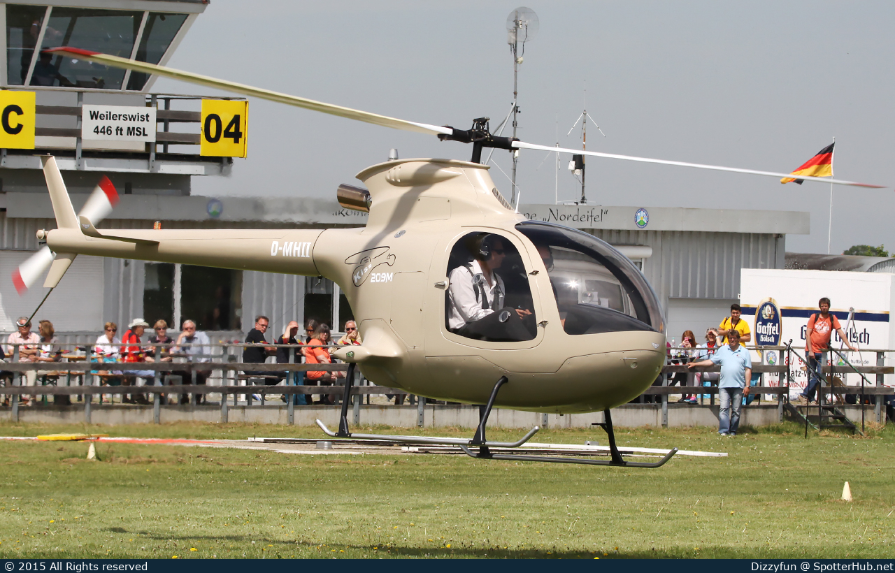Photo of D-MHII - Famà Kiss 209M operated by Private