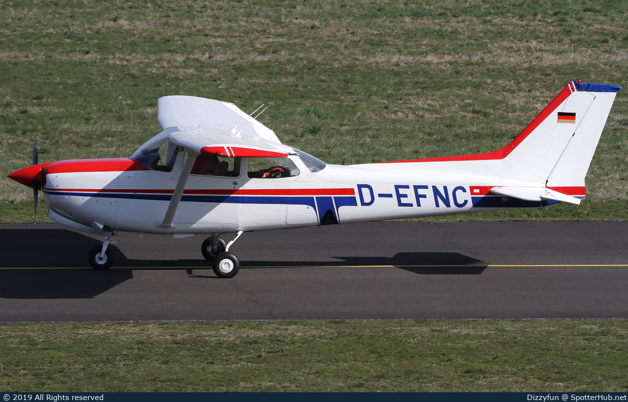 Photo of D-EFNC - Cessna 172RG Cutlass RG operated by Private