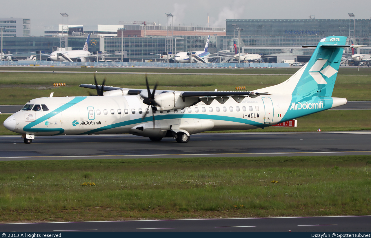 Photo of I-ADLW - ATR 72-500 operated by Air Dolomiti