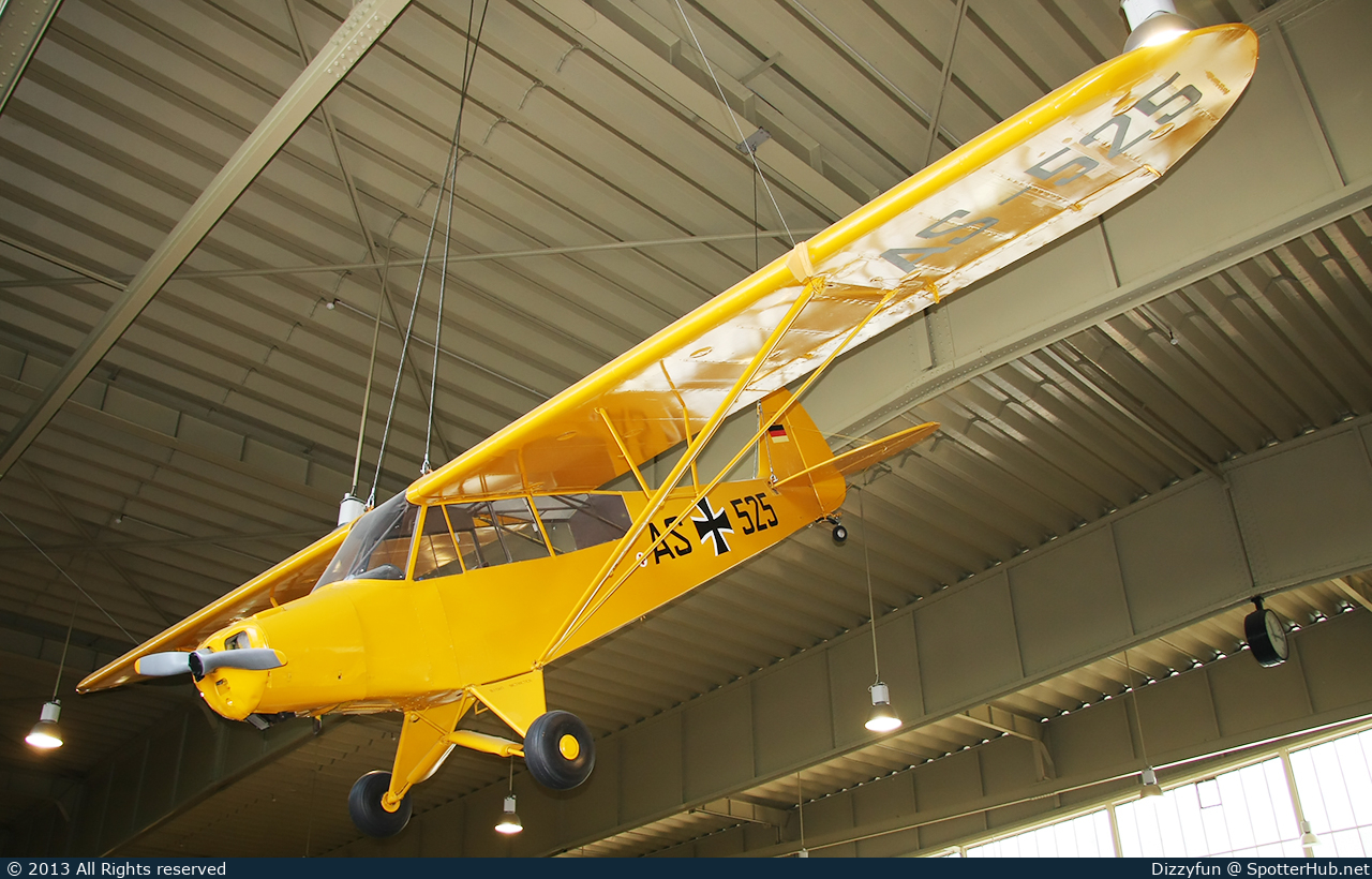 Photo of AS+525 - Piper L-18C Super Cub operated by German Air Force