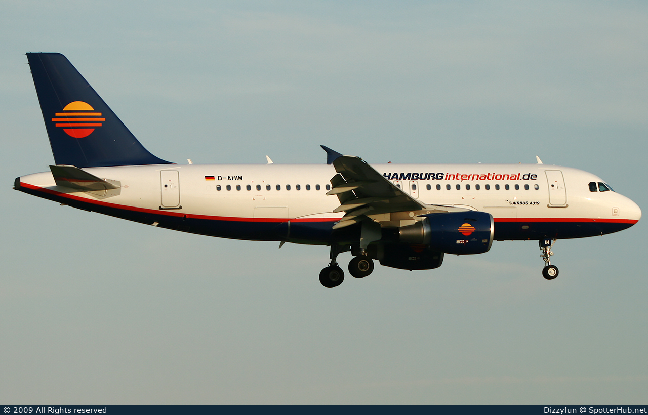 Photo of D-AHIM - Airbus A319-112 operated by Hamburg International