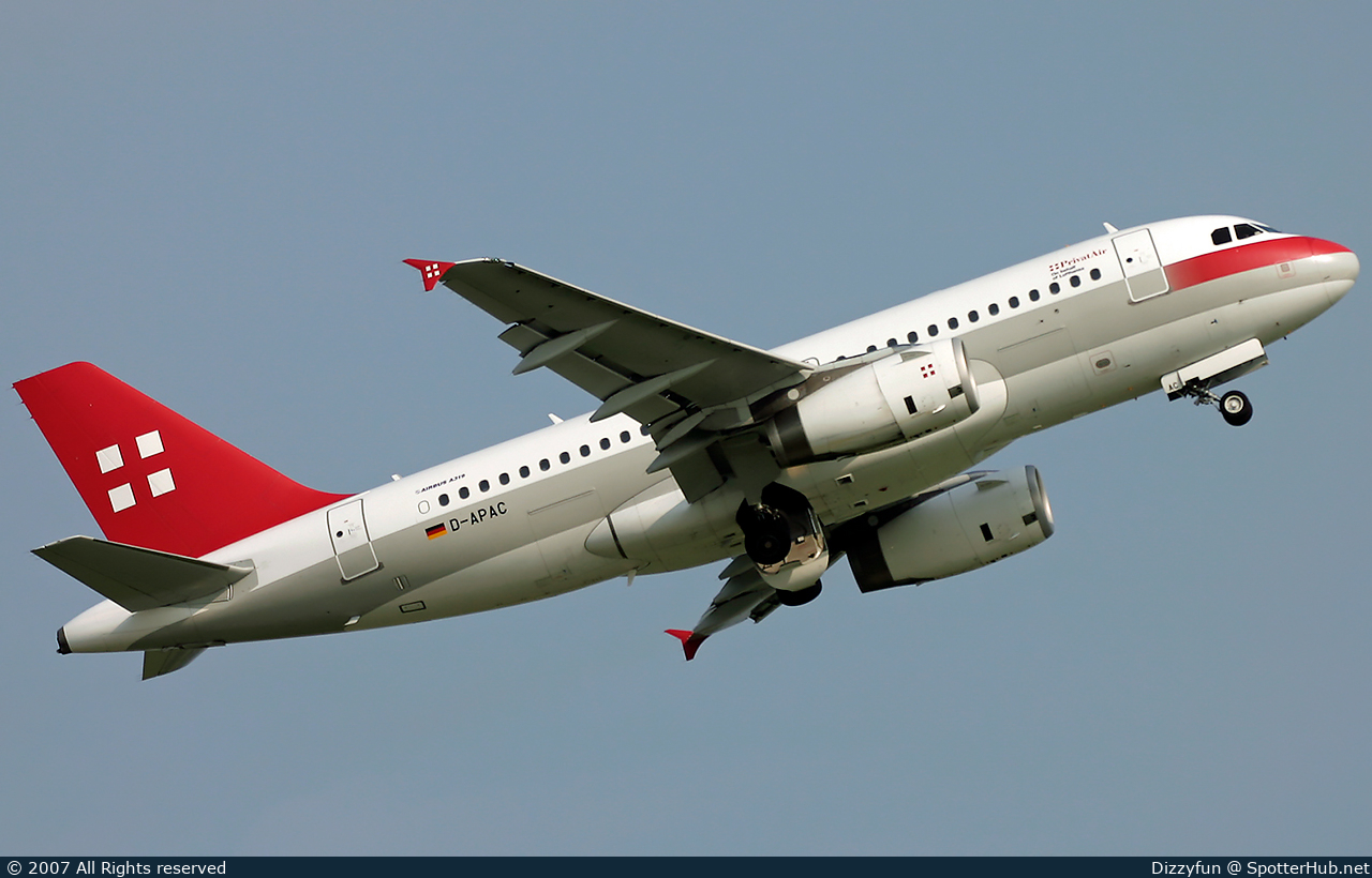 Photo of D-APAC - Airbus A319-132(LR) operated by PrivatAir Germany